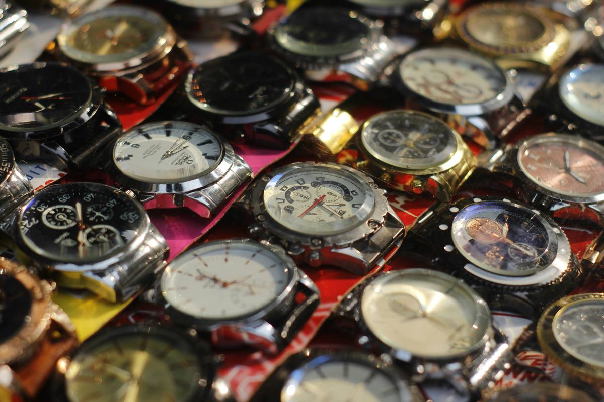 Collector Watch Colors: Why Hue Choice Can Make or Break Your Timepiece Investment