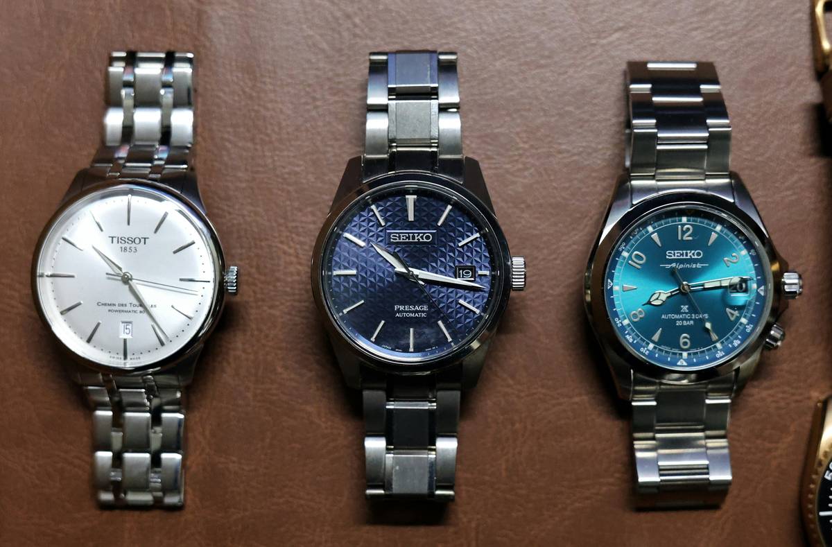 Side-by-side comparison of watch dial color options under different lighting conditions